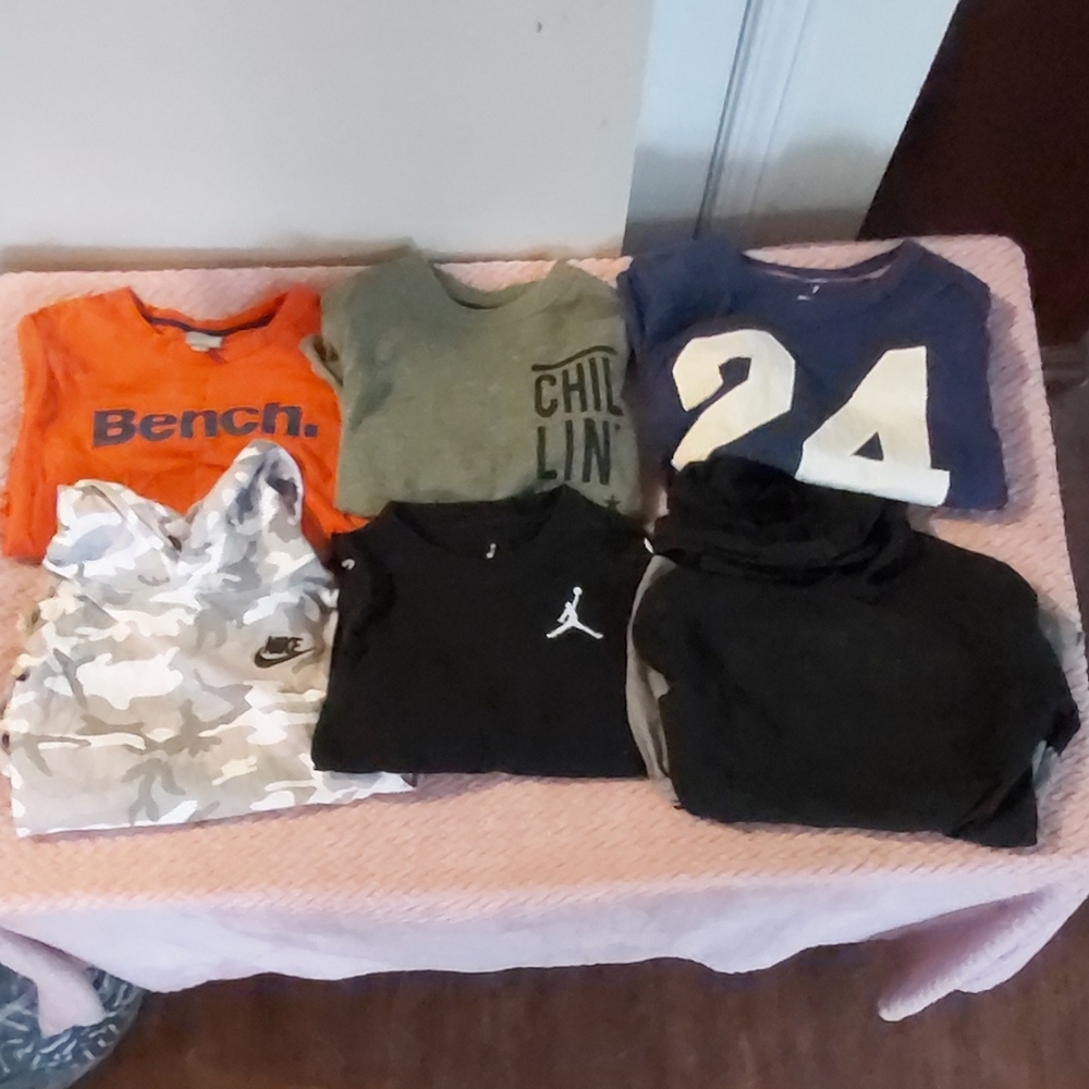 Boys 6/7 long sleeve lot